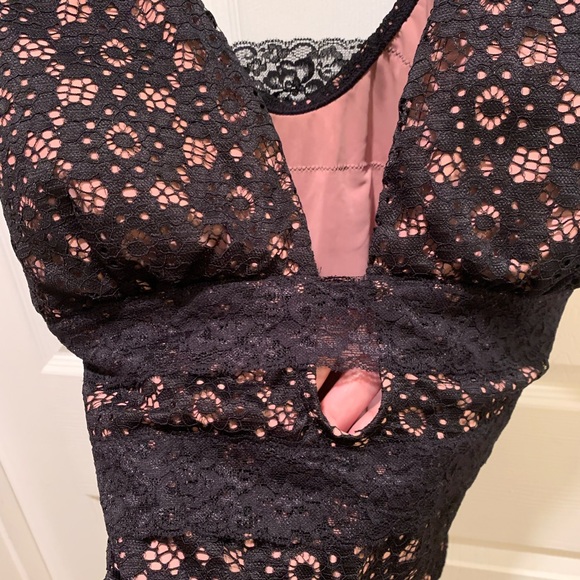 Body suite size 3XL gently used - Picture 4 of 6